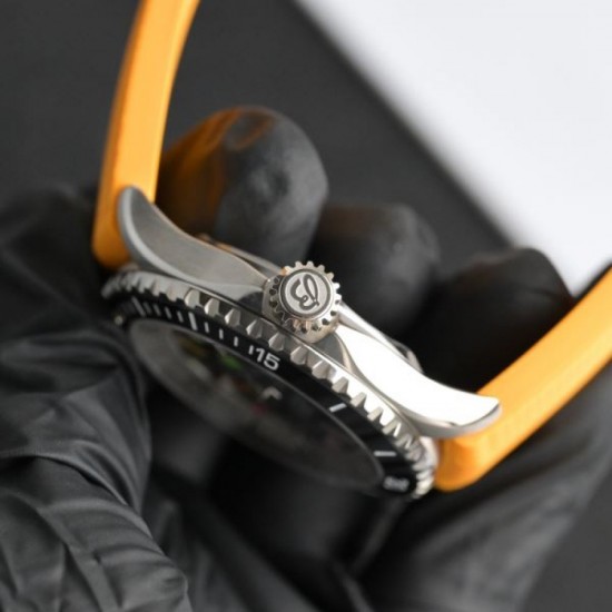 2025FW Watch BREITLING Top-selling classic