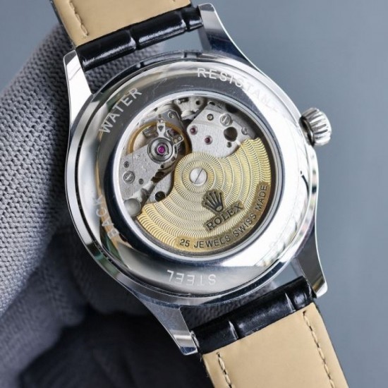 2025FW Watch ROLEX Stylish item that is attracting attention in the fall and winter