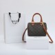 2025SS Tote Bag CELINE CELINE Easy to wear 2025SS Tote Bag CELINE CELINE Easy to wear