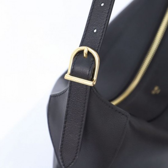 2025SS Tote Bag CELINE Celine for elegant casual outfits 2025SS Tote Bag CELINE Celine for elegant casual outfits