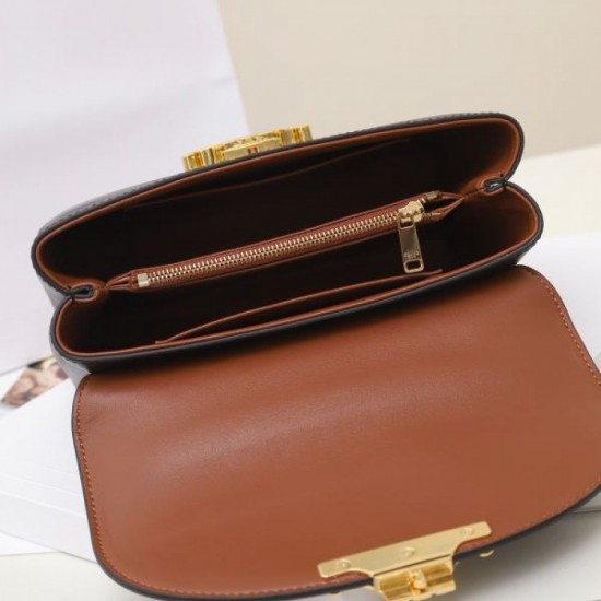 2025SS Tote Bag CELINE CELINE Popular styles that have sold this year 2025SS Tote Bag CELINE CELINE Popular styles that have sold this year