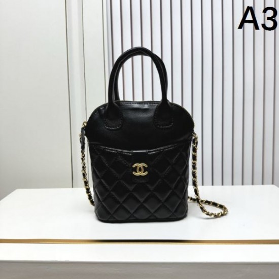 CHANEL 2025FW New luxury tote bag elegant design popular women's bag