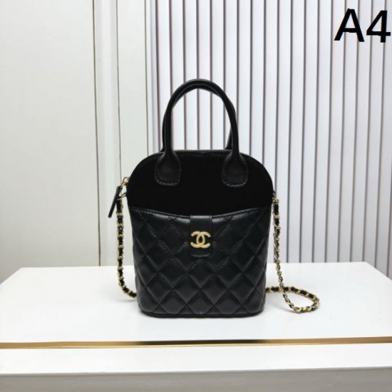 CHANEL 2025FW New luxury tote bag elegant design popular women's bag