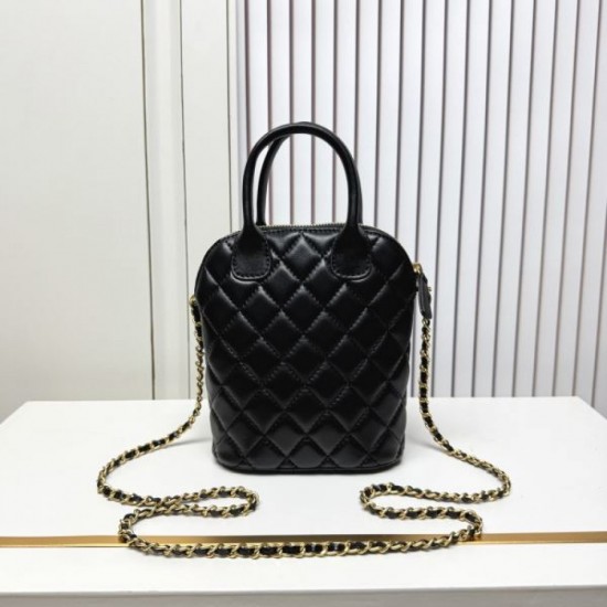 CHANEL 2025FW New luxury tote bag elegant design popular women's bag
