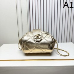 CHANEL 2025FW New luxury shoulder bag elegant stylish popular item