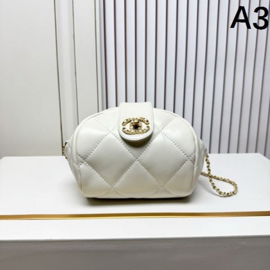 CHANEL 2025FW New luxury shoulder bag elegant stylish popular item