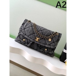 2025FW CHANEL Women's Bag Shoulder Bag New Fall/Winter New Items are Coming Soon