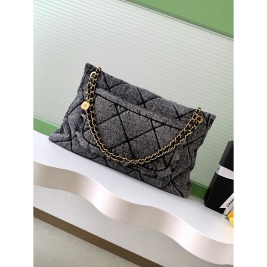 2025FW CHANEL Women's Bag Shoulder Bag New Fall/Winter New Items are Coming Soon
