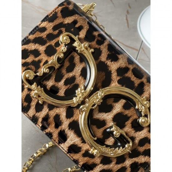 DOLCE & GABBANA Dolce & Gabbana 2025FW New Luxury Shoulder Bag Popular Elegant DOLCE & GABBANA Dolce & Gabbana 2025FW New Luxury Shoulder Bag Popular Elegant