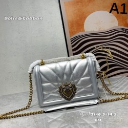 DOLCE & GABBANA Dolce & Gabbana 2025FW New Stylish Shoulder Bag High Quality Large Capacity
