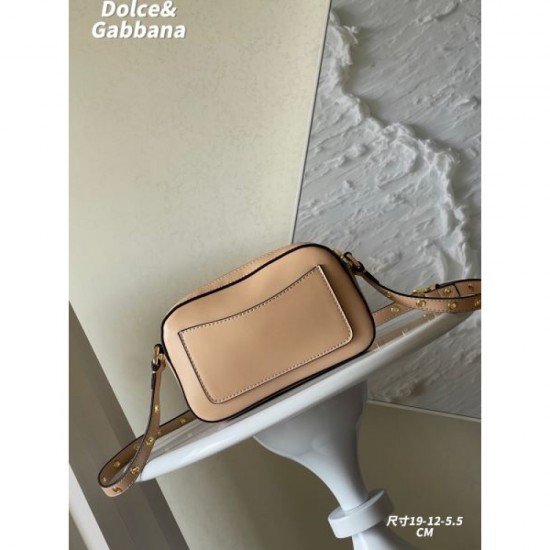 DOLCE & GABBANA Dolce & Gabbana 2025FW New Elegant Shoulder Bag High-quality Replica Popular DOLCE & GABBANA Dolce & Gabbana 2025FW New Elegant Shoulder Bag High-quality Replica Popular
