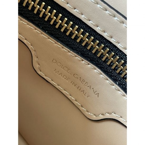 DOLCE & GABBANA Dolce & Gabbana 2025FW New Elegant Shoulder Bag High-quality Replica Popular DOLCE & GABBANA Dolce & Gabbana 2025FW New Elegant Shoulder Bag High-quality Replica Popular