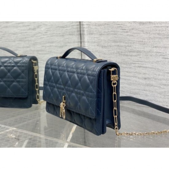 2025SS Tote Bag DIOR Recommended for the best value for money 2025SS Tote Bag DIOR Recommended for the best value for money
