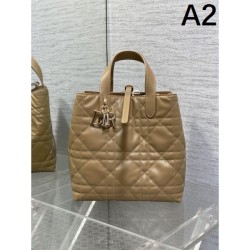 2025SS Tote Bag DIOR Dior Favorite among celebrities and celebrities