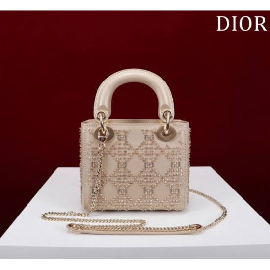 2025SS Tote Bag DIOR Dior A mature style is complete 2025SS Tote Bag DIOR Dior A mature style is complete
