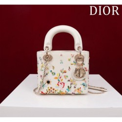 2025SS Tote Bag DIOR Dior A popular item for foreign celebrities