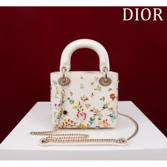 2025SS Tote Bag DIOR Dior A popular item for foreign celebrities 2025SS Tote Bag DIOR Dior A popular item for foreign celebrities