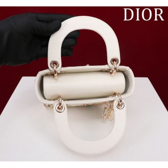 2025SS Tote Bag DIOR Dior A popular item for foreign celebrities 2025SS Tote Bag DIOR Dior A popular item for foreign celebrities