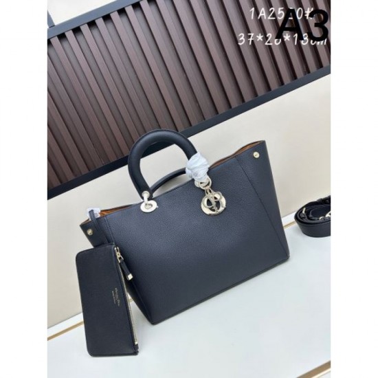 DIOR 2025FW New Luxury Tote Bag Women's Popular Item Large Capacity DIOR 2025FW New Luxury Tote Bag Women's Popular Item Large Capacity
