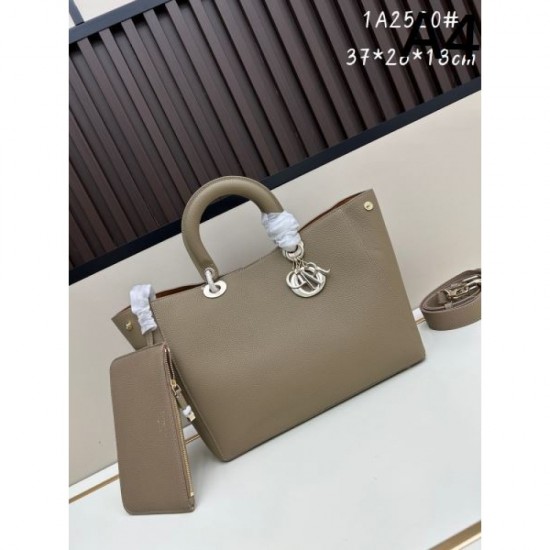 DIOR 2025FW New Luxury Tote Bag Women's Popular Item Large Capacity DIOR 2025FW New Luxury Tote Bag Women's Popular Item Large Capacity