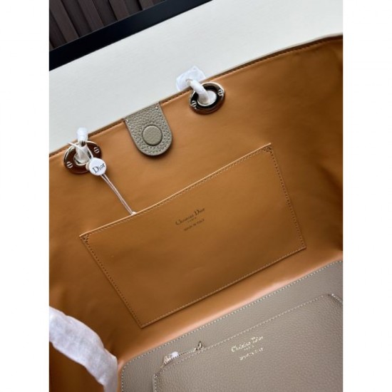 DIOR 2025FW New Luxury Tote Bag Women's Popular Item Large Capacity DIOR 2025FW New Luxury Tote Bag Women's Popular Item Large Capacity