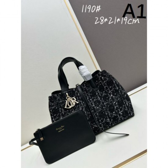 DIOR 2025FW New High Quality Tote Bag Elegant Stylish For Adult Women DIOR 2025FW New High Quality Tote Bag Elegant Stylish For Adult Women