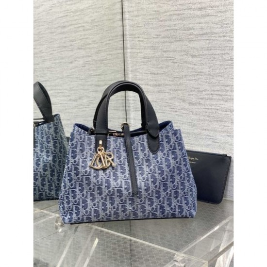 2025FW DIOR Dior tote bag New autumn/winter replica now available 2025FW DIOR Dior tote bag New autumn/winter replica now available