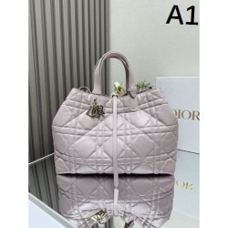 2025FW DIOR Dior tote bag Luxury replica with delicate autumn design 2025FW DIOR Dior tote bag Luxury replica with delicate autumn design