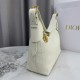 2025FW DIOR Dior tote bag An elegant replica bag that is essential for autumn 2025FW DIOR Dior tote bag An elegant replica bag that is essential for autumn