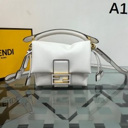 FENDI 2025FW New Luxury Tote Bag Elegant Popular Women's Bag