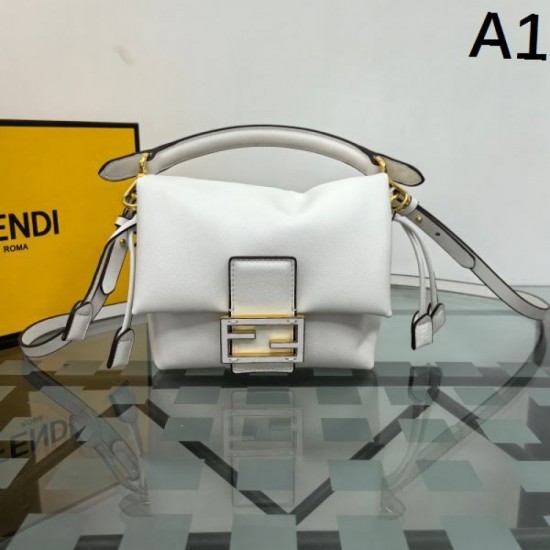 FENDI 2025FW New Luxury Tote Bag Elegant Popular Women's Bag