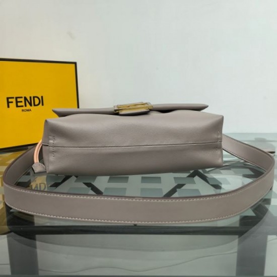 FENDI 2025FW New Luxury Shoulder Bag for Women Stylish Popular Model