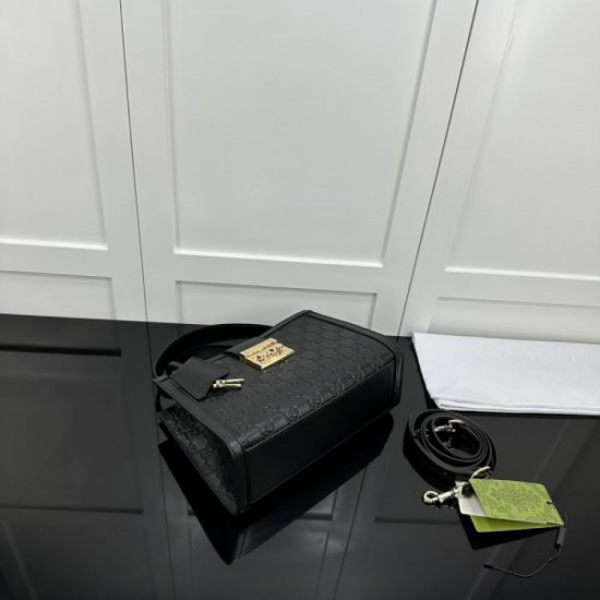 2025FW GUCCI Gucci tote bag New fall/winter item loved by fashionable people