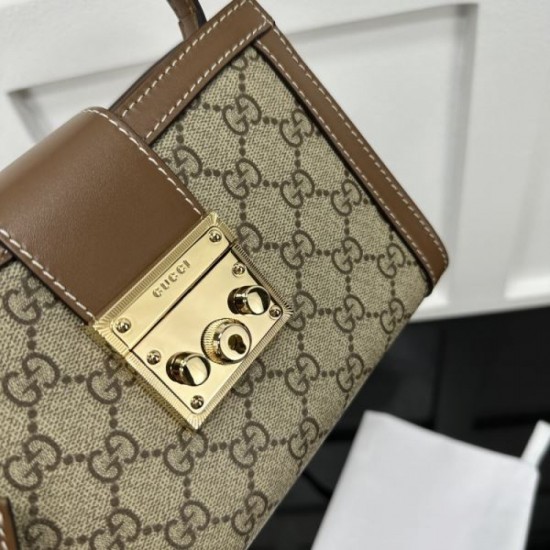 2025FW GUCCI Gucci Tote Bag This is the one for this fall! Hot new releases