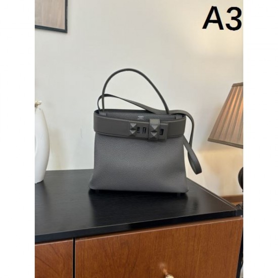 2025FW HERMES Hermes tote bag Autumn special sale that will make you fall in love at first sight 2025FW HERMES Hermes tote bag Autumn special sale that will make you fall in love at first sight