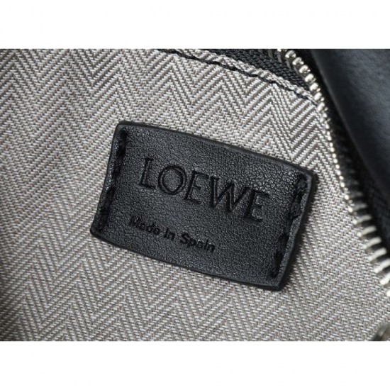 LOEWE 2025FW New Elegant Shoulder Bag Exudes Luxury Stylish Popular Item