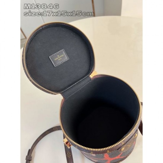 2025SS Tote Bag LOUIS VUITTON Louis Vuitton This Spring/Summer should be noted 2025SS Tote Bag LOUIS VUITTON Louis Vuitton This Spring/Summer should be noted