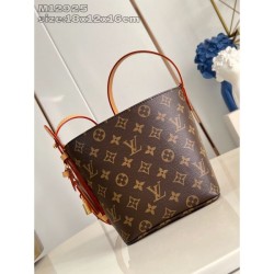 2025SS Shoulder Bag LOUIS VUITTON Louis Vuitton with a neat look