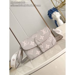 2025SS Shoulder Bag LOUIS VUITTON Louis Vuitton Very popular and not available in Japan