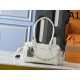 LOUIS VUITTON 2025FW New Large Capacity Tote Bag Exudes Luxury Perfect for commuting to work or school LOUIS VUITTON 2025FW New Large Capacity Tote Bag Exudes Luxury Perfect for commuting to work or school