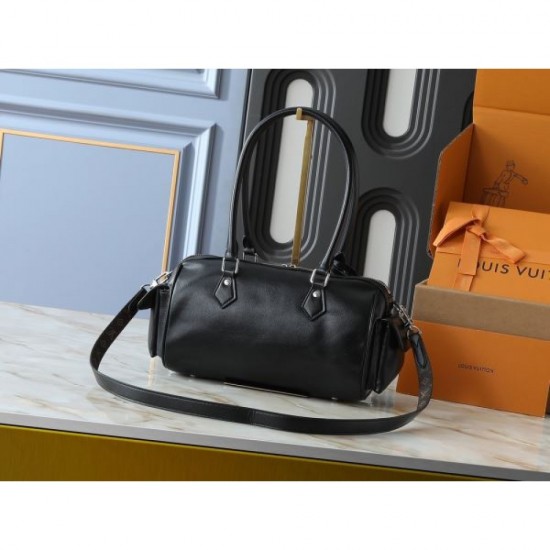 LOUIS VUITTON 2025FW New Large Capacity Tote Bag Exudes Luxury Perfect for commuting to work or school LOUIS VUITTON 2025FW New Large Capacity Tote Bag Exudes Luxury Perfect for commuting to work or school