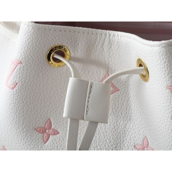 LOUIS VUITTON 2025FW New elegant tote bag Luxury Recommended for adult women LOUIS VUITTON 2025FW New elegant tote bag Luxury Recommended for adult women