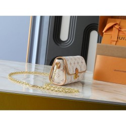LOUIS VUITTON 2025FW New Large Capacity Shoulder Bag High Quality Replica Perfect for commuting to work or school