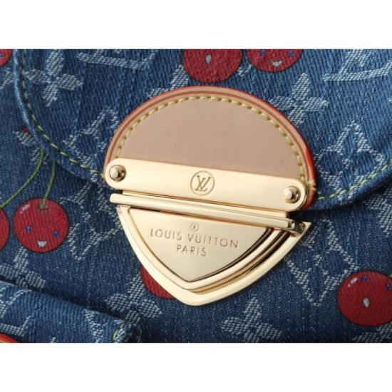 LOUIS VUITTON 2025FW New Luxury Backpack Popular Model High Quality Stylish LOUIS VUITTON 2025FW New Luxury Backpack Popular Model High Quality Stylish