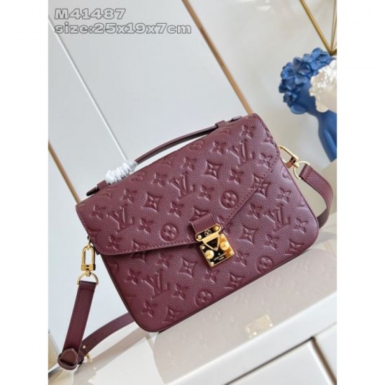 2025FW LOUIS VUITTON Shoulder bag This season's happy arrival & special sale