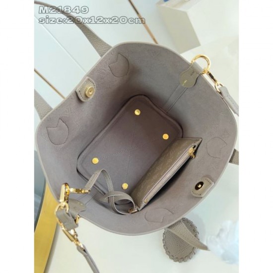 2025FW LOUIS VUITTON Louis Vuitton Tote Bag Autumn/Winter New Items at Great Local Prices 2025FW LOUIS VUITTON Louis Vuitton Tote Bag Autumn/Winter New Items at Great Local Prices