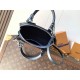 2025FW LOUIS VUITTON Louis Vuitton Women's Tote Bag Attractive design that looks great even in casual wear