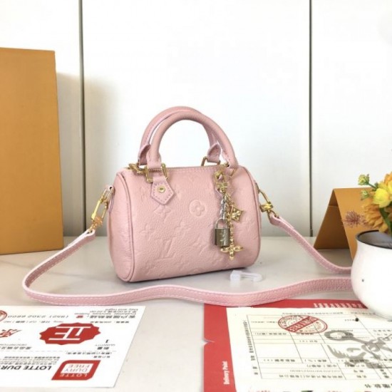 2025FW LOUIS VUITTON Women's tote bag Stylish color that can be worn with many different combinations