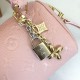 2025FW LOUIS VUITTON Women's tote bag Stylish color that can be worn with many different combinations