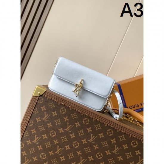 2025FW LOUIS VUITTON Louis Vuitton Women's Bag Shoulder Bag Recommended items perfect for this season